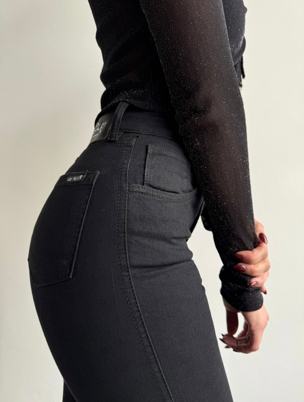 CLASICO BLACK